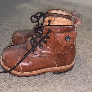 Mikoleon Heirloom Classic Leather Boots - Size 22 infant
